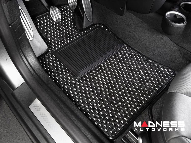 smart fortwo Floor Mats 451 Model Black / White