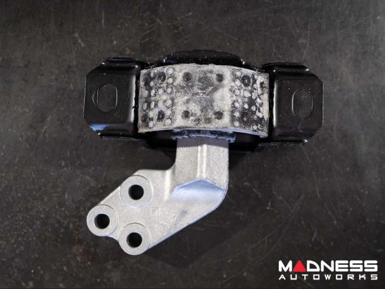 smart fortwo Engine Mount - 451 - Right Side - Genuine smart