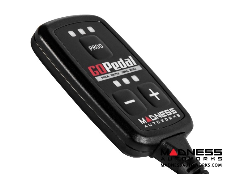 smart fortwo Throttle Controller - MADNESS GOPedal - 451 NA model - Bluetooth Controls